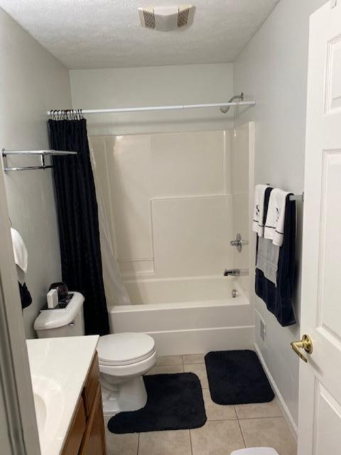 1295 Whitehall Road, Unit 26 Muskegon, MI 49445 - Photo 9 of 21 IMG_0830