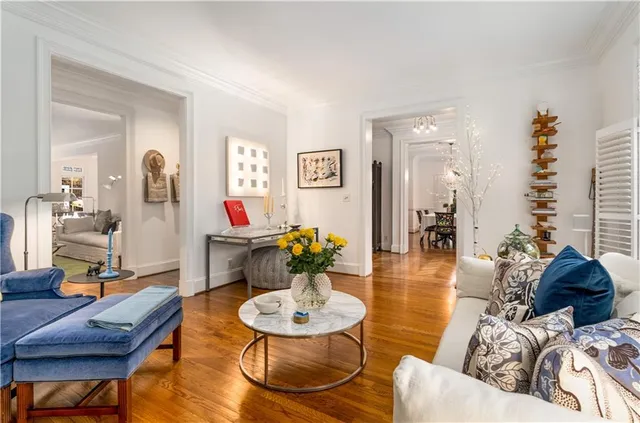 a view of a storage & utility room with washer and dryer
