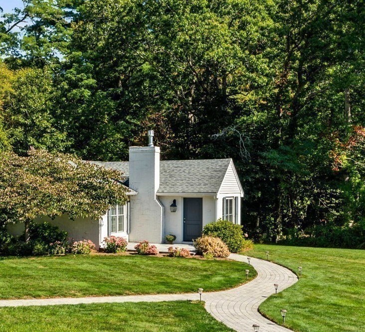 40 Pleasant Street Wenham, MA 01984 - Photo 23 of 34