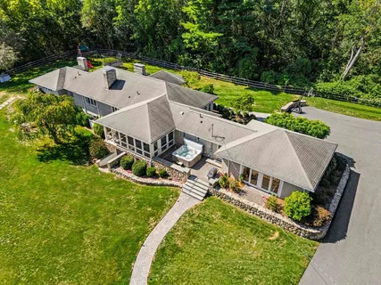 $2,295,000 | 40 Pleasant Street, Wenham, MA 01984