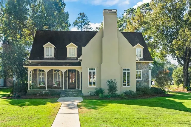 $849,000 | 100 East Ruelle Drive, Mandeville, LA 70471