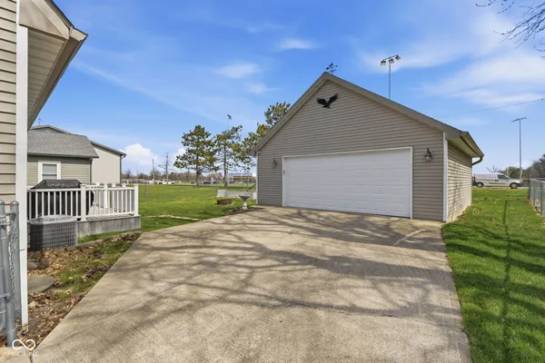 $300,000 | 24155 Hinesley Road, Sheridan, IN 46069