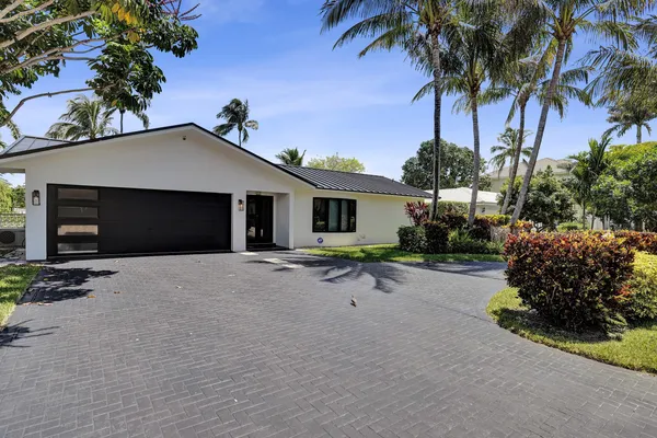 $2,750,000 | 933 Banyan Drive, Delray Beach, FL 33483