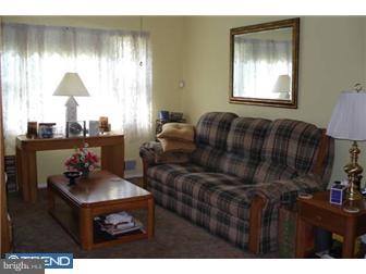 25 Brockton Road Hamilton, NJ 08619 - Photo 4 of 10