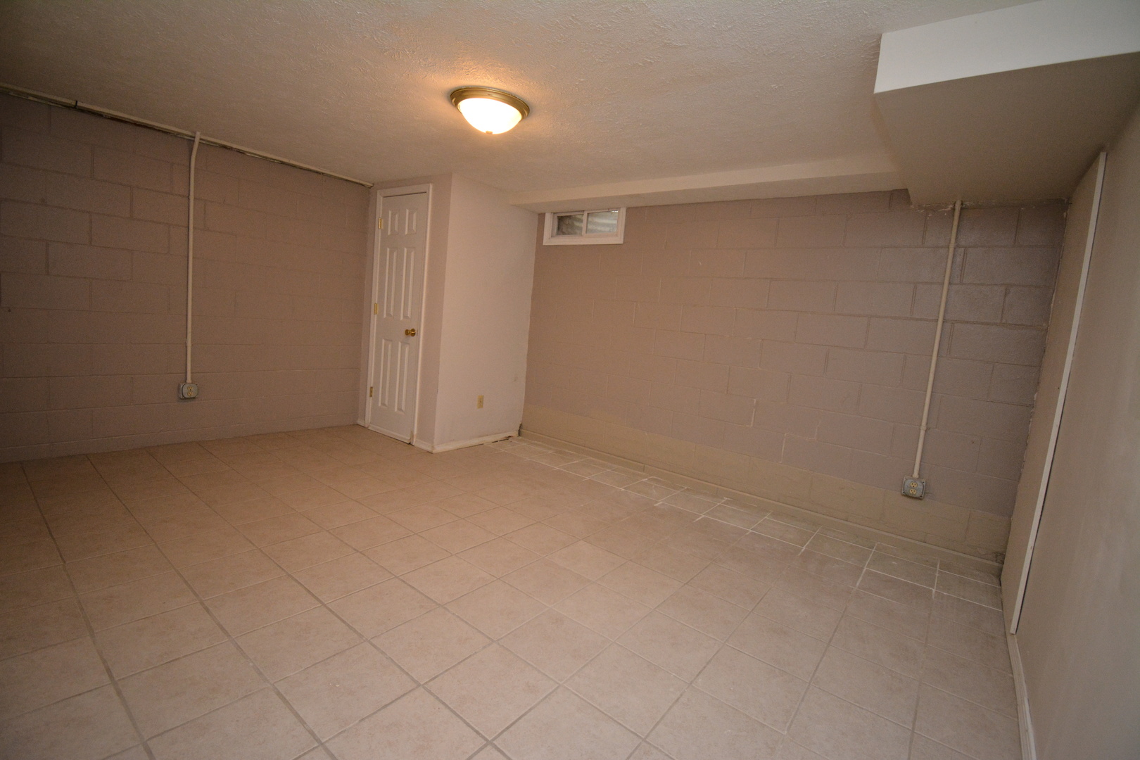 107 East Division Street Bloomington, IL 61701 - Photo 30 of 36