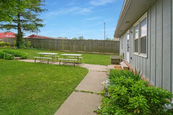 $335,000 | 107 East Division Street, Bloomington, IL 61701