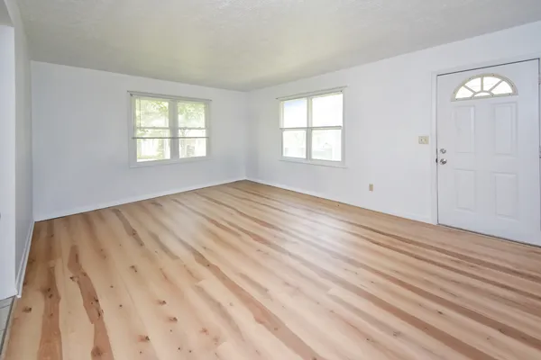 $335,000 | 107 East Division Street, Bloomington, IL 61701