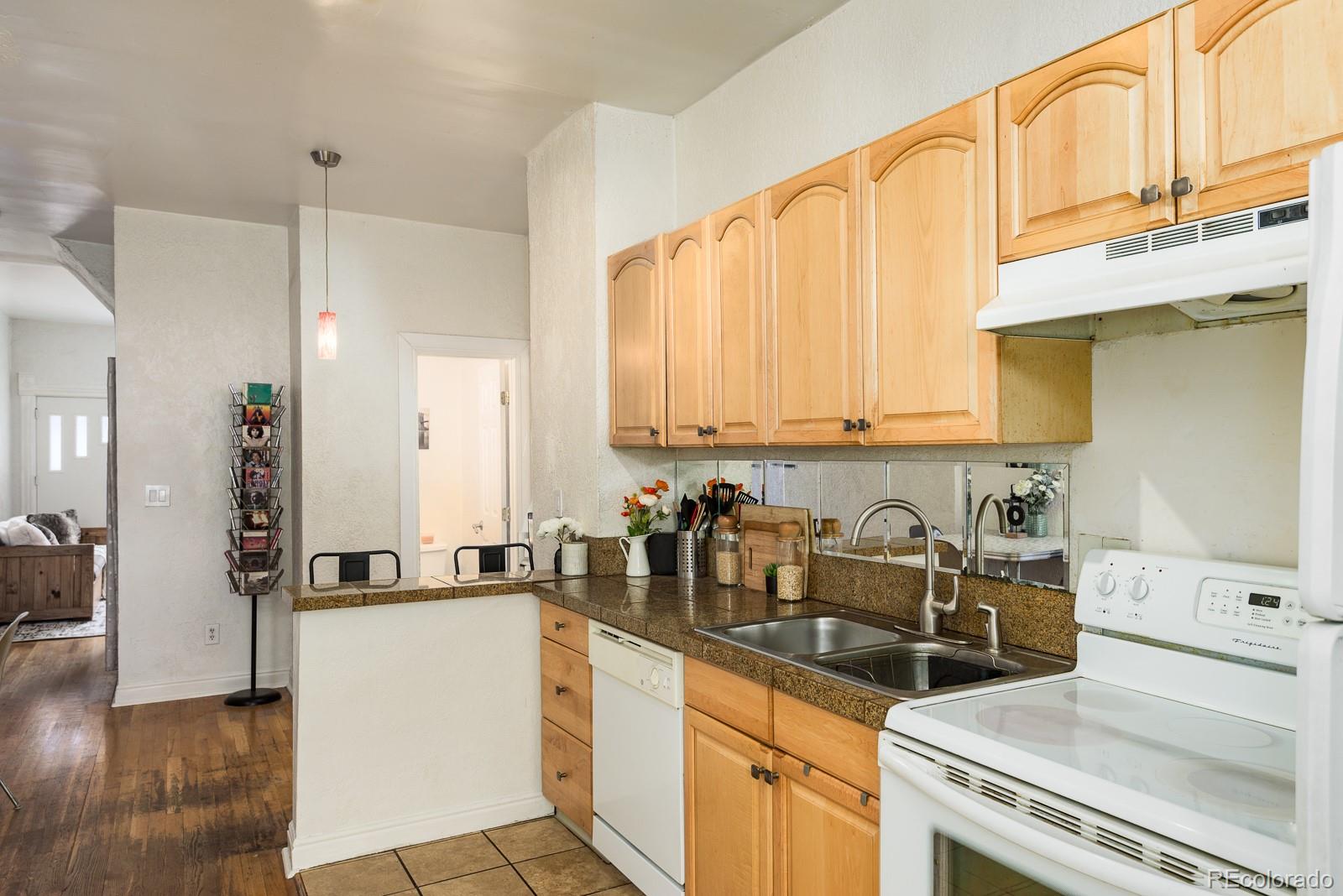 223 Inca Street Denver, CO 80223 - Photo 8 of 21