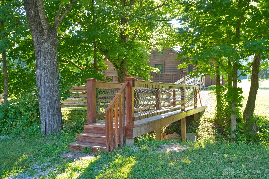 105 Inwood Road Wilmington, OH 45177 - Photo 31 of 77 Bridge over creek