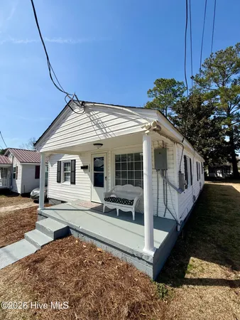 $99,900 | 120 Center Street, Williamston, NC 27892