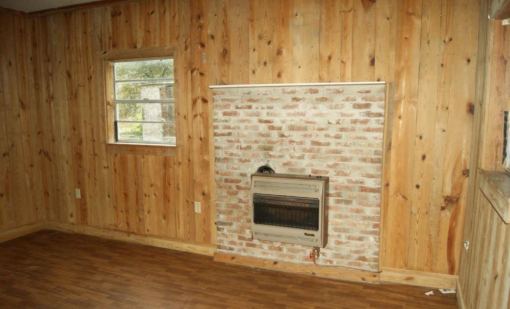 207 Hot Water Road Tellico Plains, TN 37385 - Photo 6 of 13 Gallery Image 6