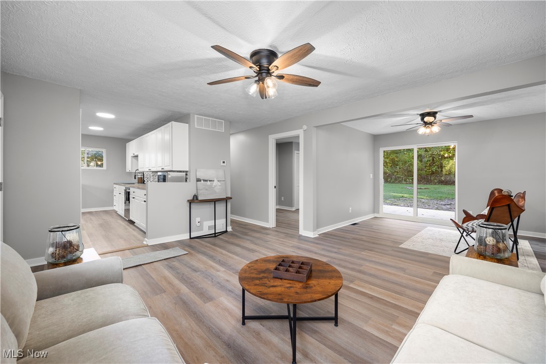 35293 Elm Road Grafton, OH 44044 - Photo 10 of 34 Gallery Image 10