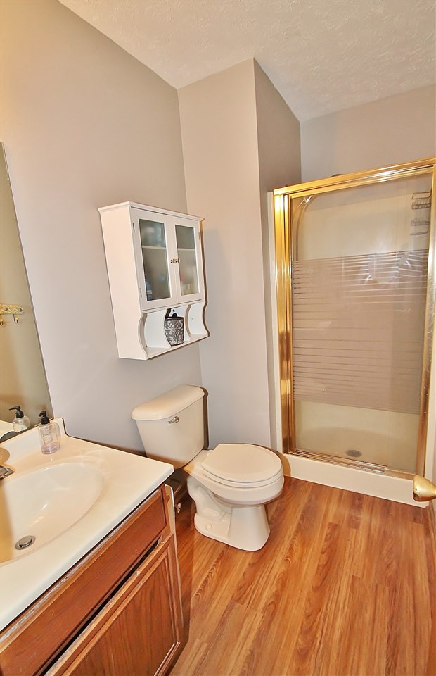 518 Pin Oak Road Rockton, IL 61072 - Photo 16 of 25 a bathroom with a sink and a mirror