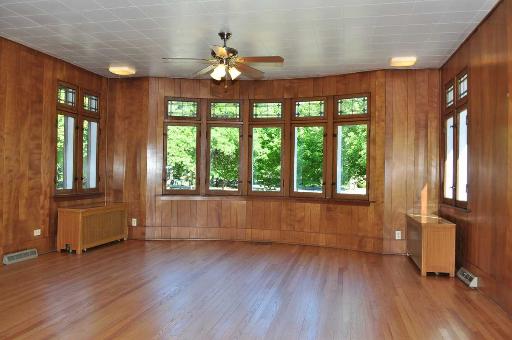 485 Loudon Road Riverside, IL 60546 - Photo 2 of 9