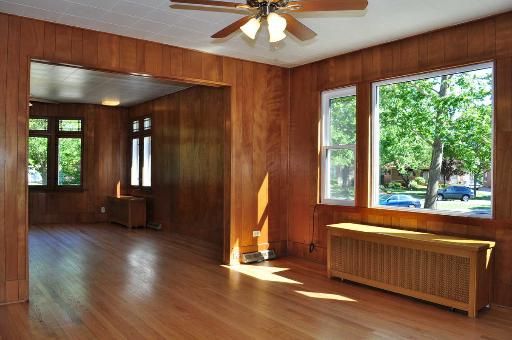 485 Loudon Road Riverside, IL 60546 - Photo 3 of 9