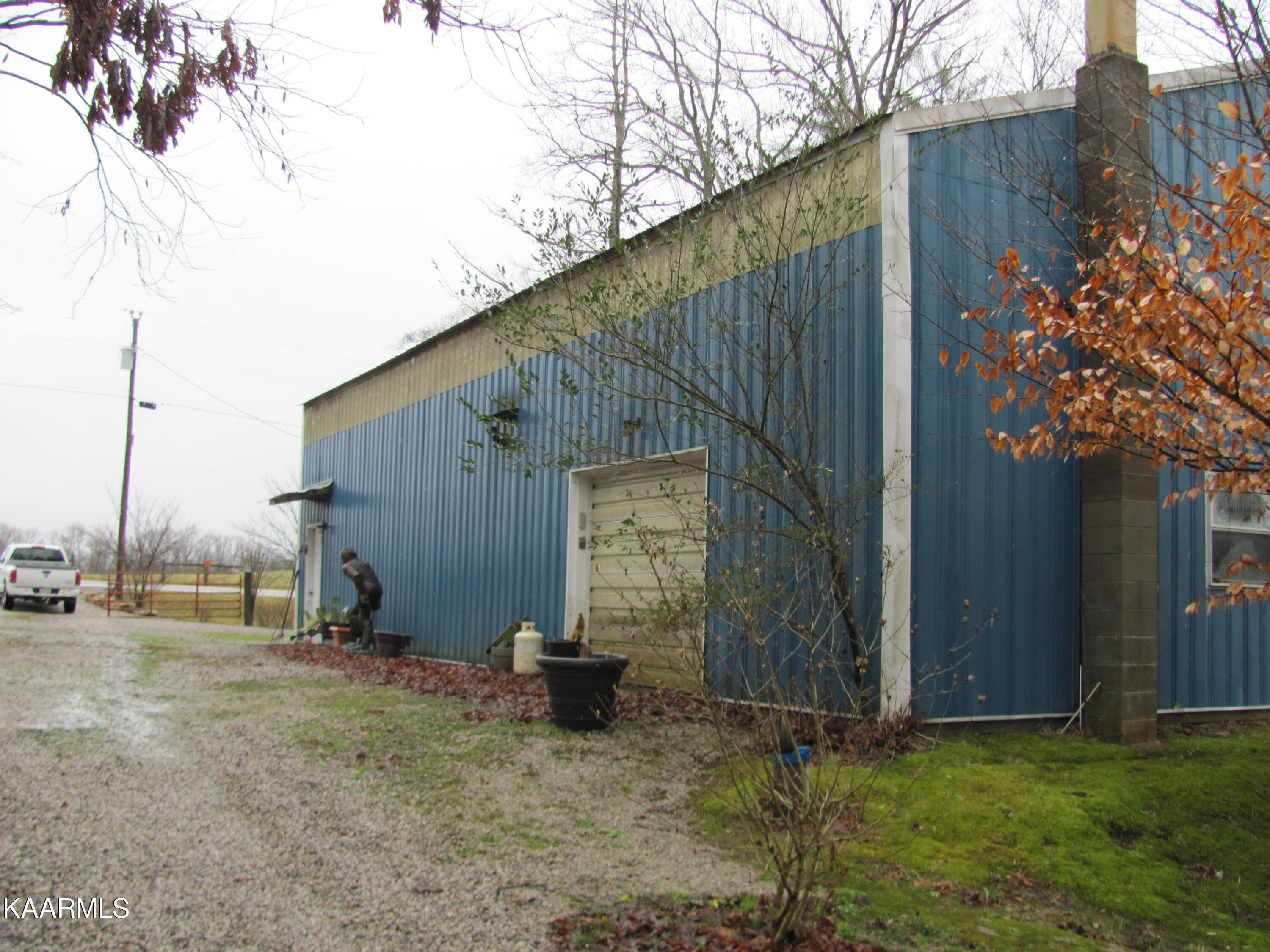 4630 Rugby Pike Allardt, TN 38504 - Photo 4 of 26 IMG_0216