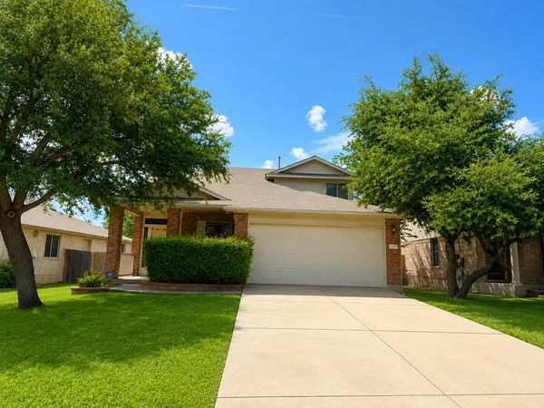 $2,050 | 3320 Cave Dome Path, Round Rock, TX 78681