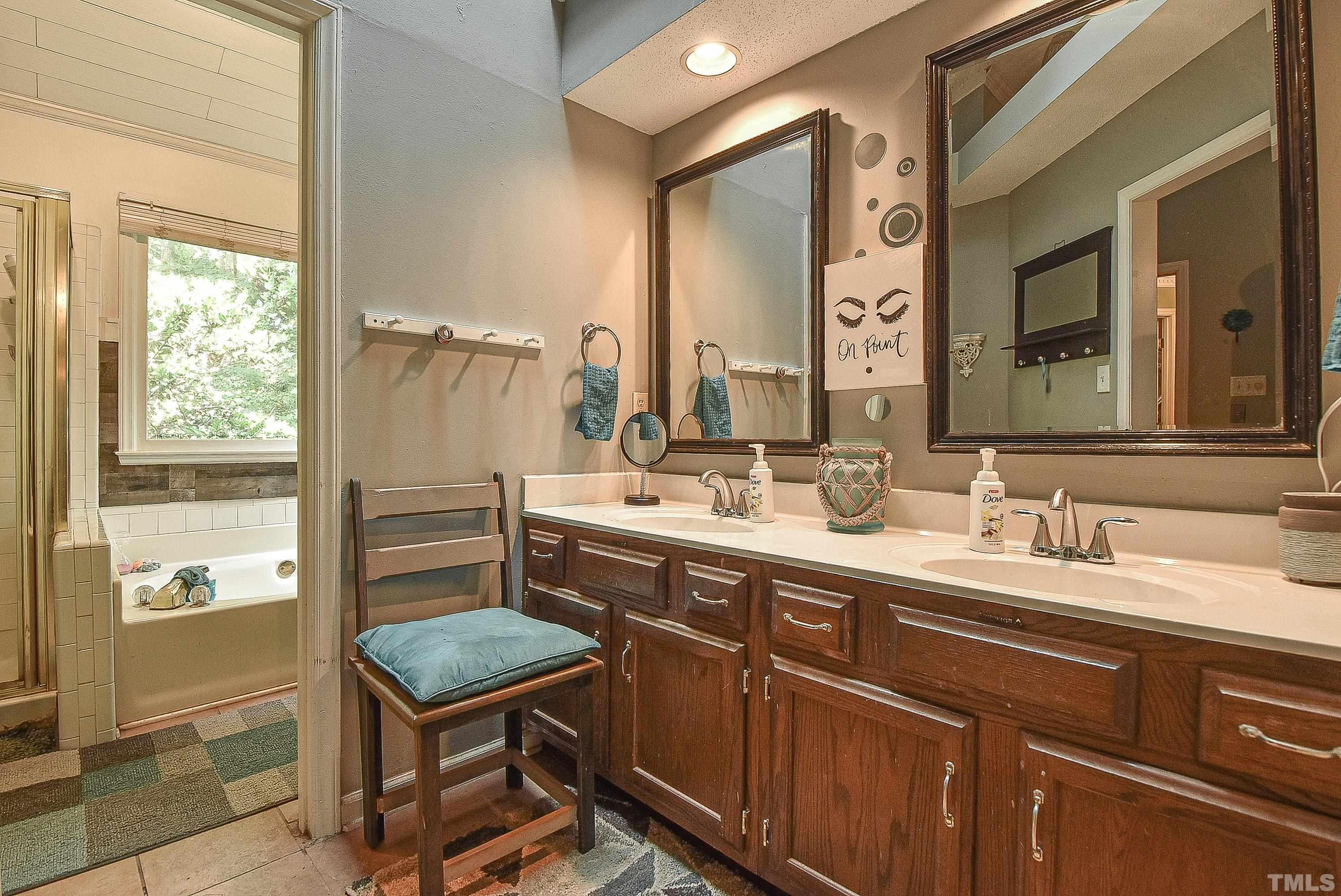 3309 Singleleaf Lane Raleigh, NC 27616 - Photo 4 of 20