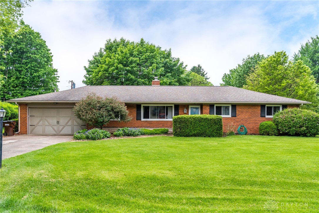 955 Whitestone Road Xenia, OH 45385 - Photo 1 of 60 Gallery Image 1