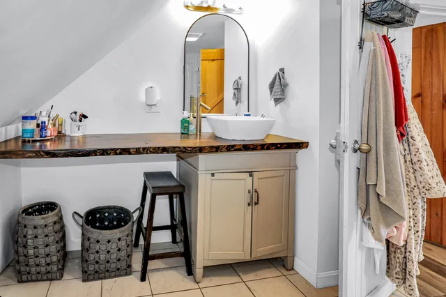 $199,900 | 108 Hall Hill Road, Dixfield, ME 04224