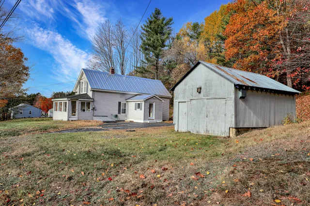 $199,900 | 108 Hall Hill Road, Dixfield, ME 04224