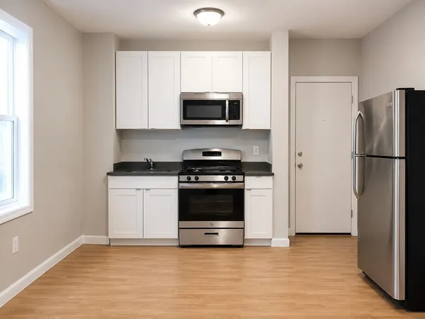 $1,895 | 160 Vroom Street, Unit 36, Jersey City, NJ 07306