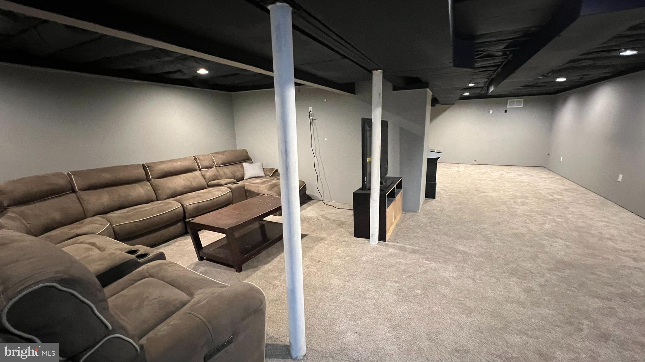 415 Stockton Loop Williamstown, NJ 08094 - Photo 21 of 41 a living room with furniture