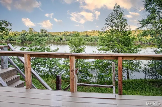 $45,000 | 963 Pohlman Slough Road, Brussels, IL 62013