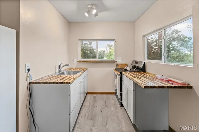 $45,000 | 963 Pohlman Slough Road, Brussels, IL 62013