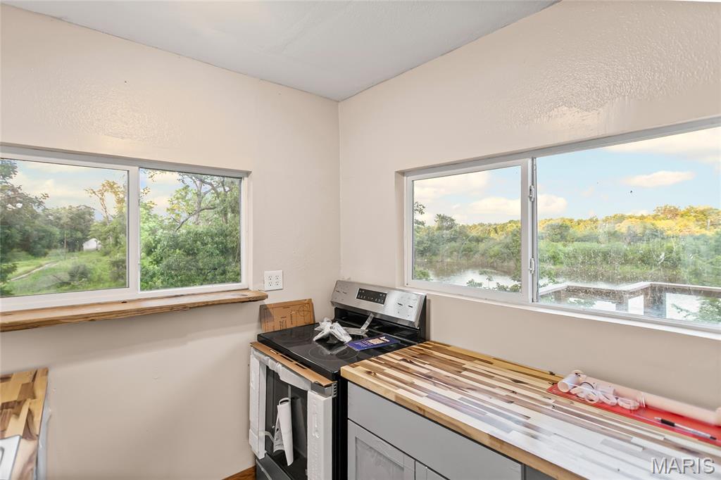 963 Pohlman Slough Road Brussels, IL 62013 - Photo 18 of 40