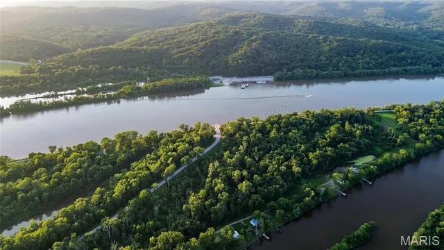 $45,000 | 963 Pohlman Slough Road, Brussels, IL 62013