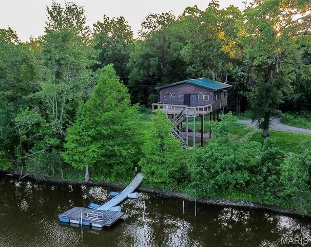 $45,000 | 963 Pohlman Slough Road, Brussels, IL 62013