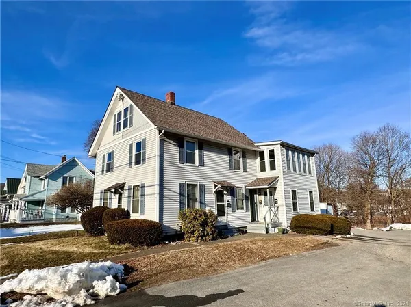 $1,700 | 10 Riverside Avenue, Unit U3, Torrington, CT 06790