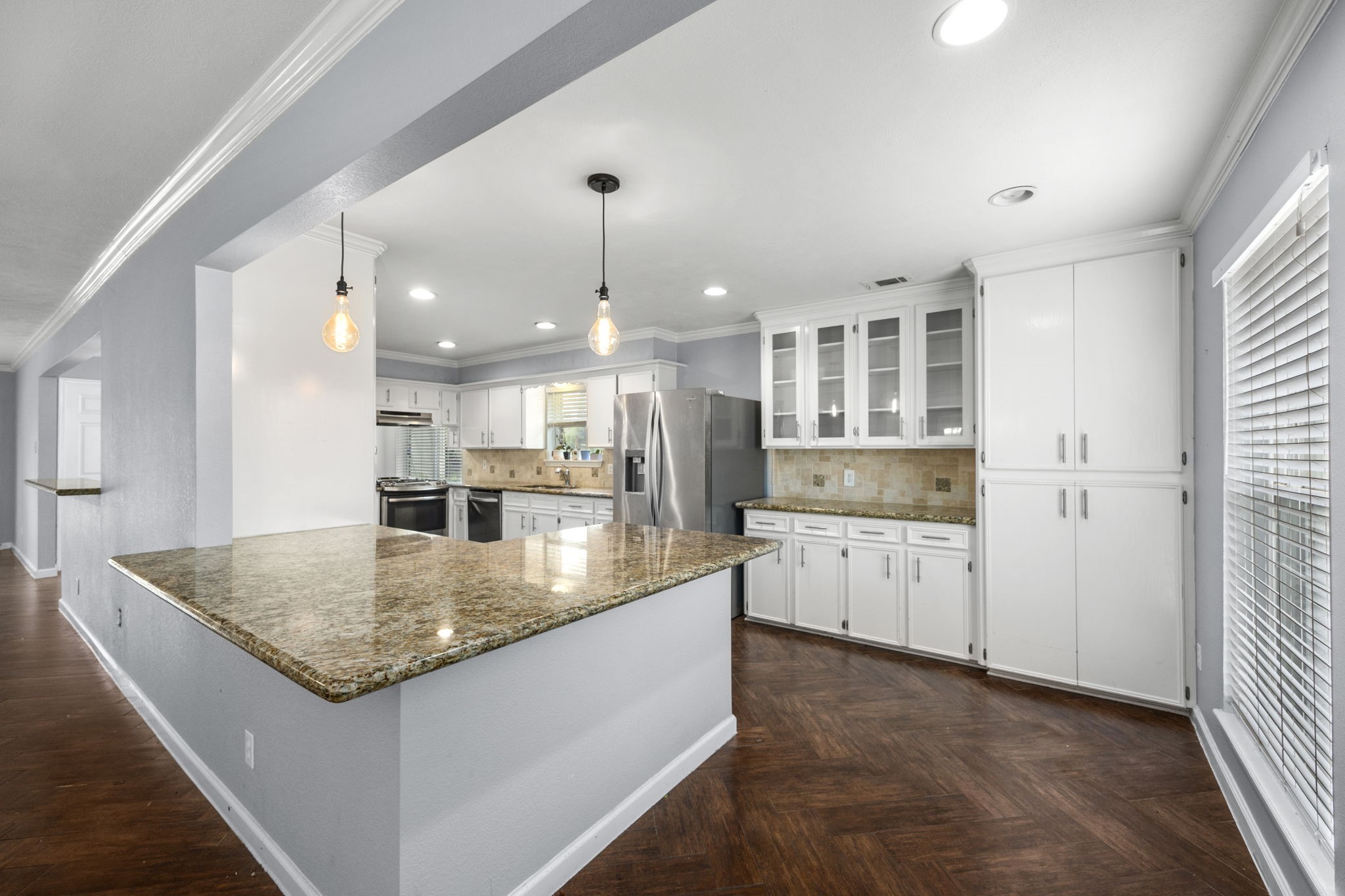 7407 Theisswood Road Spring, TX 77379 - Photo 18 of 42 Gallery Image 18