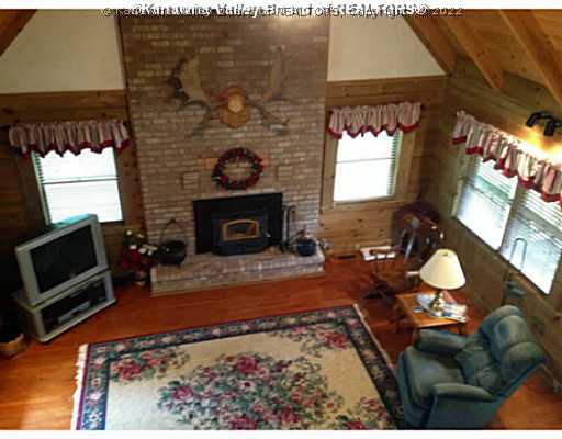 2278 Sigmon Fork Road Liberty, WV 25124 - Photo 5 of 15 Living Room.