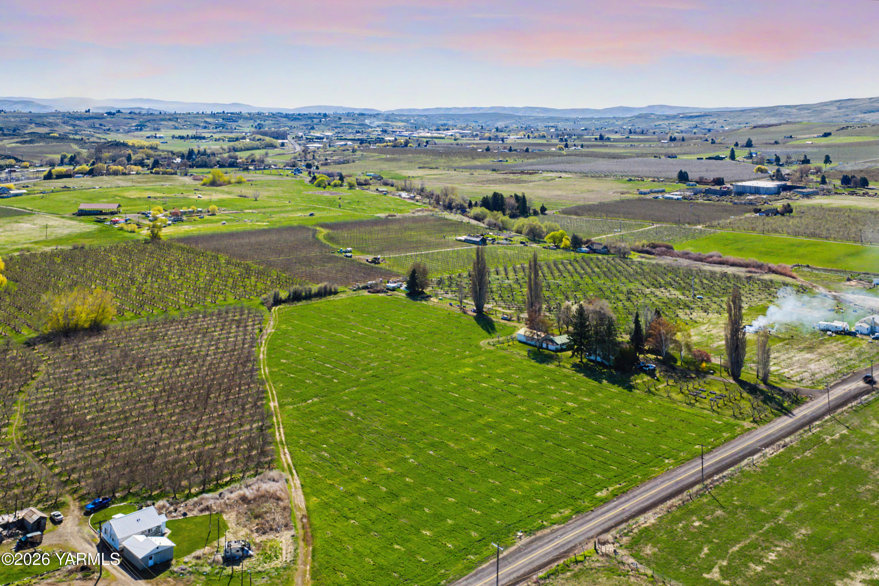 Nka Hiland Road Tieton, WA 98947 - Photo 3 of 6 1_drone