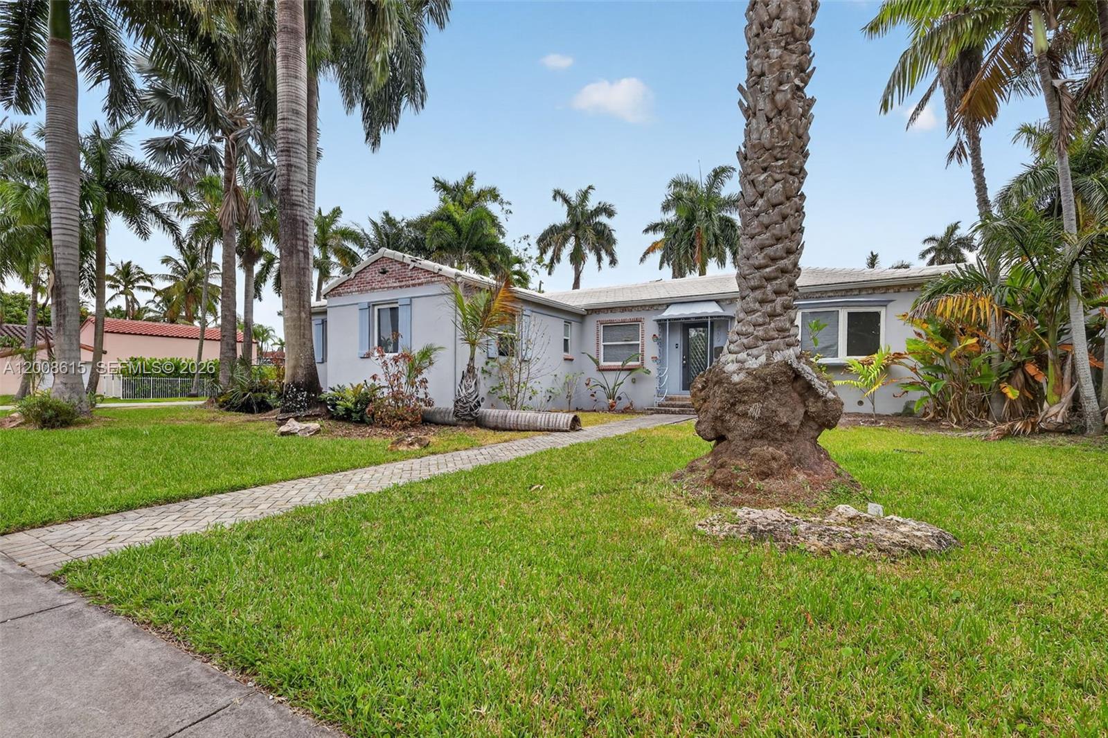 900 Tyler Street Hollywood, FL 33019 - Photo 2 of 42