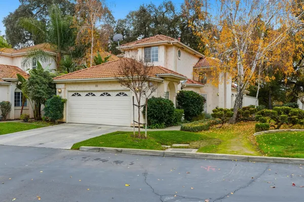 $500,000 | 1500 Scenic Drive, Unit 11, Modesto, CA 95355