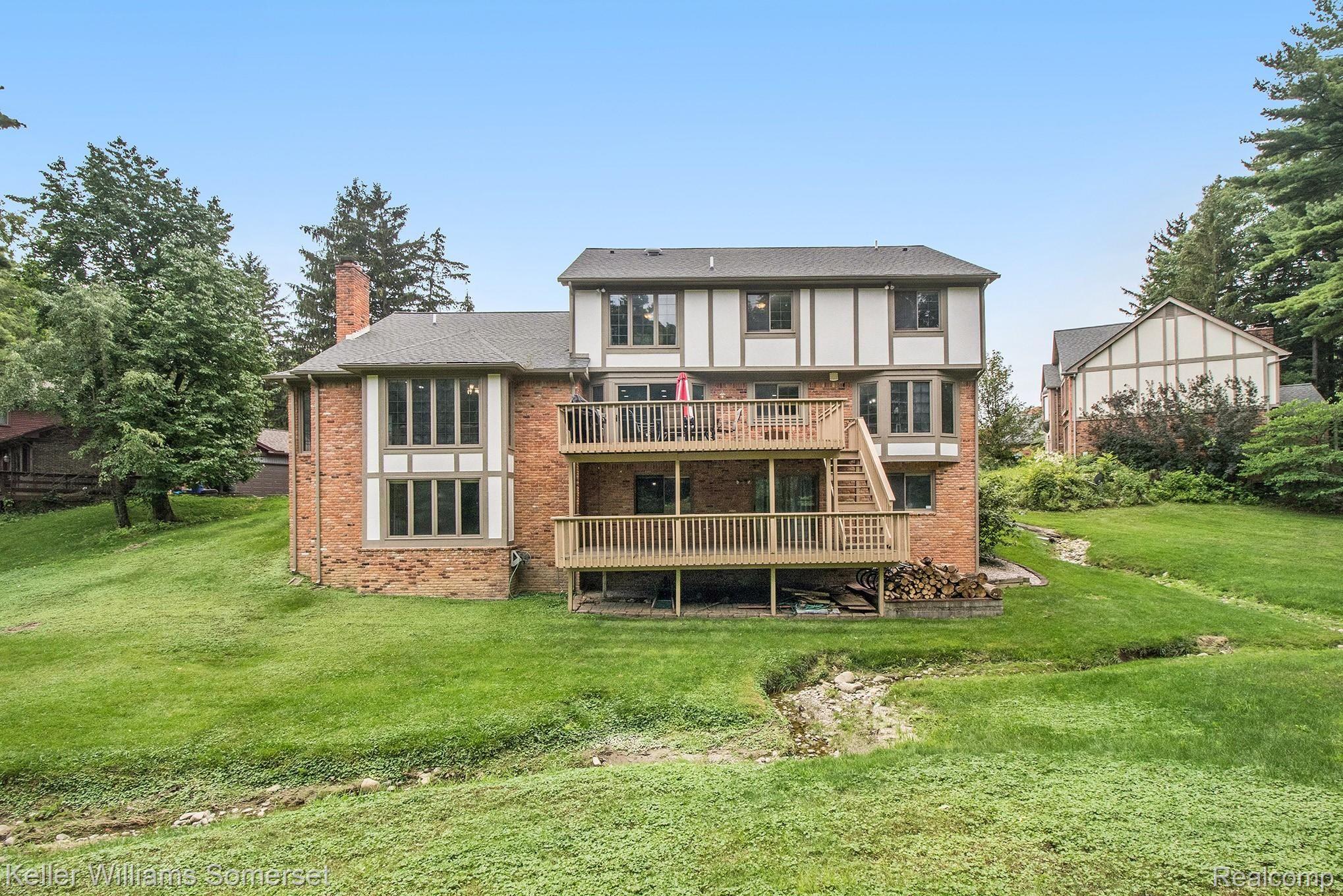1856 Bromley Lane Rochester, MI 48306 - Photo 31 of 41 32.jpg