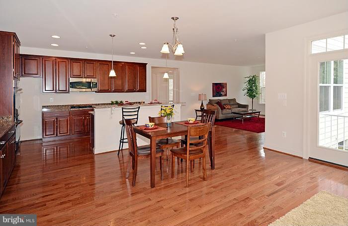 12836 Stone Eagle Road Phoenix, MD 21131 - Photo 10 of 25 Kitchen