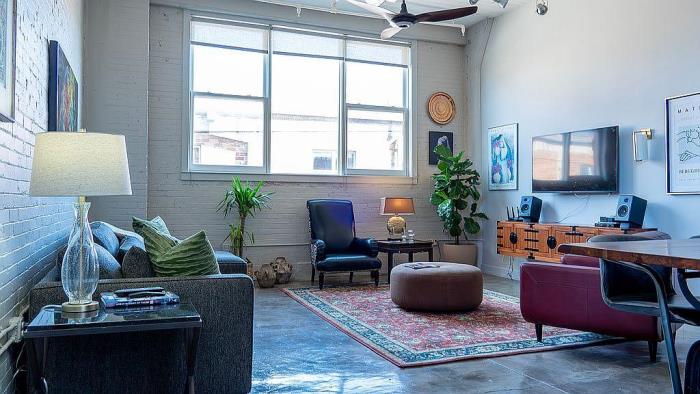 1401 South Flores St Unit 209  