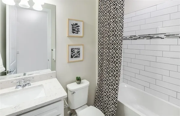 $690,220 | 6120 Wire Grass Court, Nokomis, FL 34275