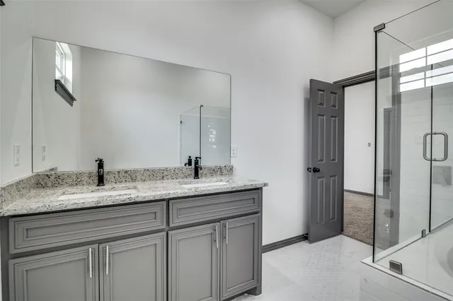 $289,500 | 705 Lakeland Drive, West Tawakoni, TX 75474