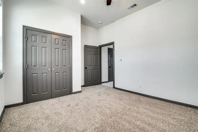 $289,500 | 705 Lakeland Drive, West Tawakoni, TX 75474