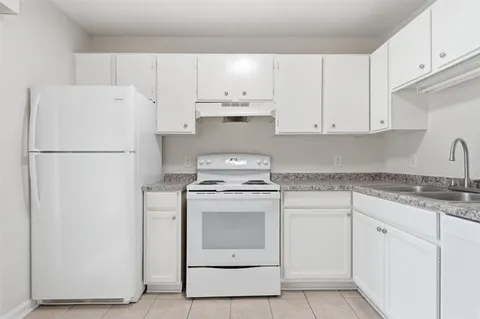 $389,900 | 1826 Fox Run Drive, Lake Charles, LA 70605