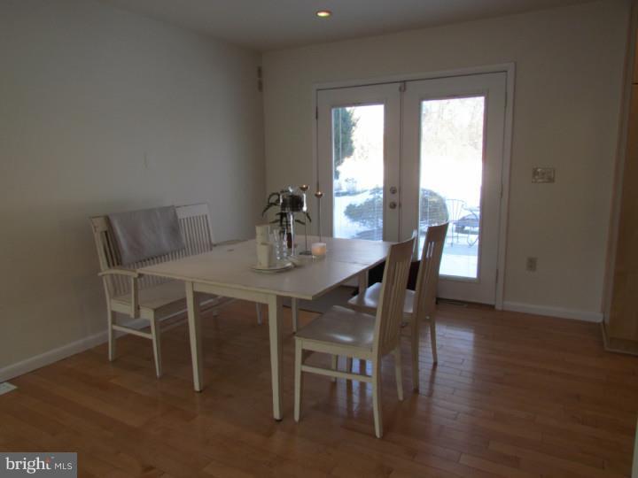 11 Country Lane Hamilton, NJ 08690 - Photo 12 of 25 Gallery Image 12