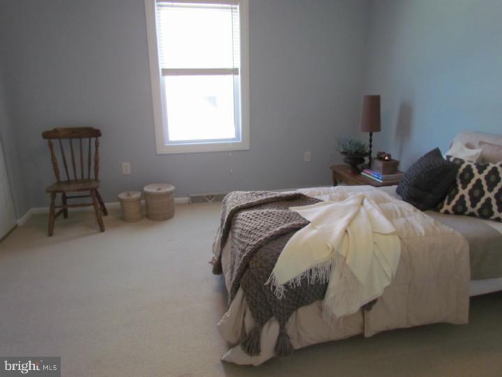 11 Country Lane Hamilton, NJ 08690 - Photo 17 of 25 Gallery Image 17
