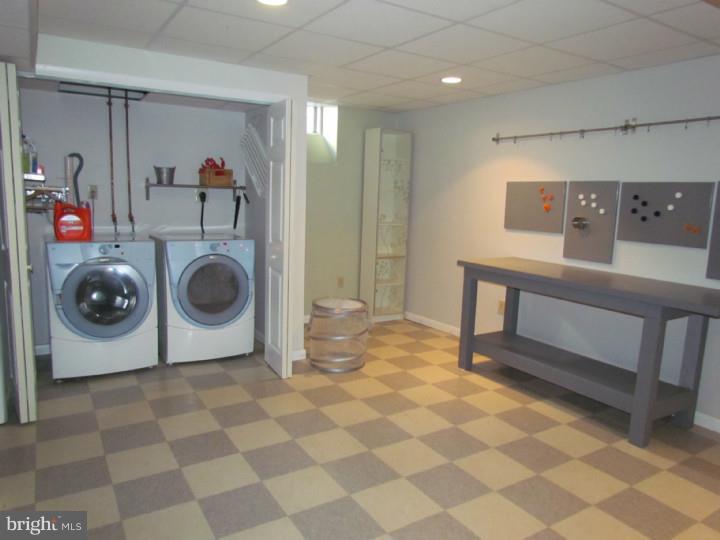 11 Country Lane Hamilton, NJ 08690 - Photo 22 of 25 Gallery Image 22