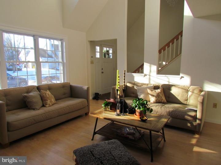 11 Country Lane Hamilton, NJ 08690 - Photo 8 of 25 Gallery Image 8