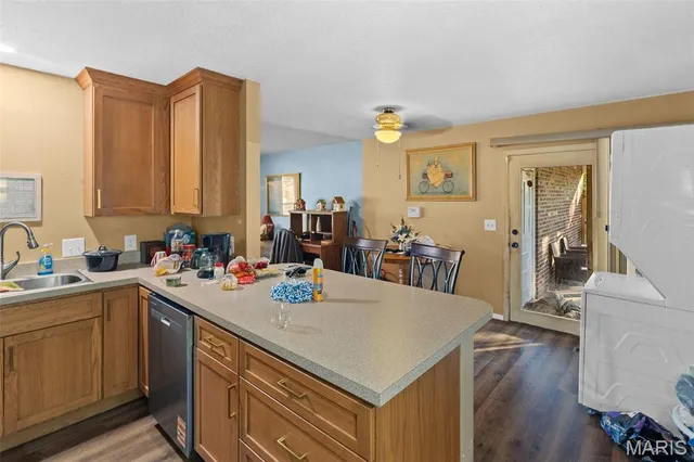 $150,000 | 333 Mercury Drive, Godfrey, IL 62035